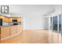 Bedroom 2 - 536 33 Cox Boulevard, Markham, ON L3R8A6 Photo 5