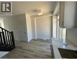 4pc Bathroom - 461 Blackburn Drive Unit 48, Brantford, ON N3T0W9 Photo 3