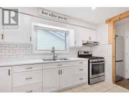 Living room - 575 Grand View Avenue, London South, ON N6K3E9 Photo 4