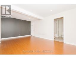 Bedroom 2 - 14190 Yonge Street, Aurora, ON L4G0P5 Photo 5