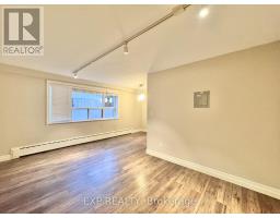 Unit One 25 Paisley Boulevard E, Mississauga, ON L5A1P3 Photo 5