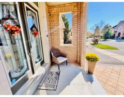 59 Muscat Crescent, Ajax, ON L1Z0B8 Photo 3