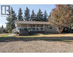 Living room - 20459 484 Township, Rural Camrose County, AB T4V2N1 Photo 3