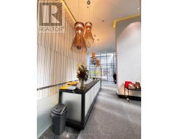 2202 42 Charles Street E, Image 3