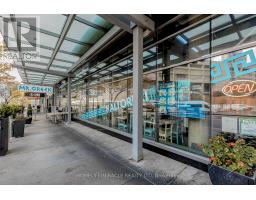 333 Bremner Boulevard, Image 3