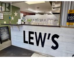 32 Front Street N, Thorold, ON L2V1X5 Photo 2