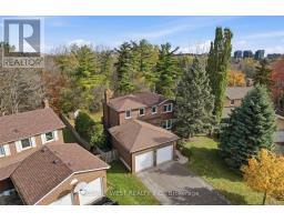 Dining room - 12 Lippincott Court, Richmond Hill, ON L4C7M5 Photo 2
