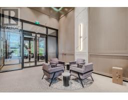 2816 488 University Avenue, Image 3