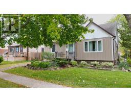 Kitchen - 115 Marshall Avenue, Welland, ON L3C2N1 Photo 2