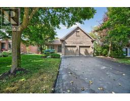 Eating area - 932 Shadrach Drive, Newmarket, ON L3X2H4 Photo 3