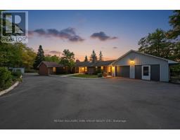 Sitting room - 3815 King Road, King, ON L7B1K4 Photo 2