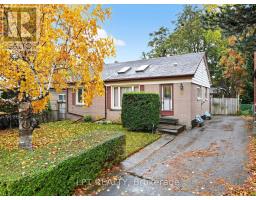 21 Knowlton Drive, Image 2