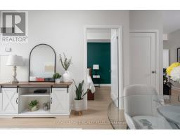 907 3391 Bloor Street W, Image 3