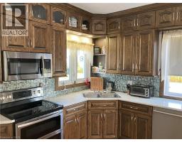 4pc Bathroom - 1716 Bruce Rd 86 Road, Lucknow, ON N0G2H0 Photo 5