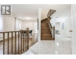 Bathroom - 30 Crimson Court, Richmond Hill, ON L4C0J5 Photo 5