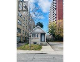 1747 1757 Eglinton Avenue W, Image 3