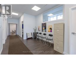 524 Simcoe Street S, Oshawa, ON L1H4J8 Photo 4