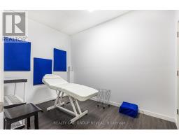 524 Simcoe Street S, Oshawa, ON L1H4J8 Photo 5