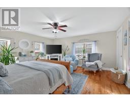 Sunroom - 3861 Alton Road W, South Frontenac, ON K0H1V0 Photo 3