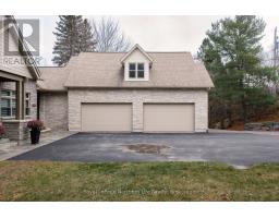 Bedroom 2 - 40 Pargeter Drive, East Ferris, ON P0H1B0 Photo 3