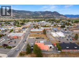 1740 Voght Street, Merritt, BC V1K1B8 Photo 3