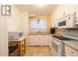 Kitchen - 29 Chaucer Crescent, Barrie, ON L4N4T8 Photo 2