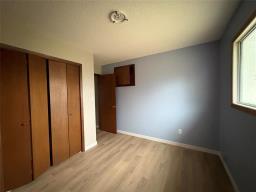 Foyer - 18 Second Avenue S, Ethelbert, MB R0L0T0 Photo 5