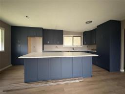 Eat in kitchen - 18 Second Avenue S, Ethelbert, MB R0L0T0 Photo 2