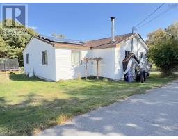 Kitchen - 186 Parr Street, Shelburne, NS B0T1W0 Photo 2