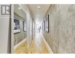 211 90 Broadview Avenue, Image 3