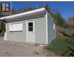 60 Hergott Ave, Elliot Lake, ON P5A3A8 Photo 3