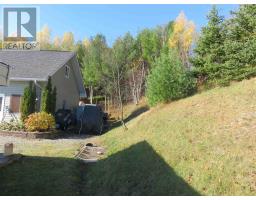 60 Hergott Ave, Elliot Lake, ON P5A3A8 Photo 5