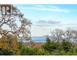 Lot A 24 Sylvan Lane, Oak Bay, BC V8S2K8 Photo 2