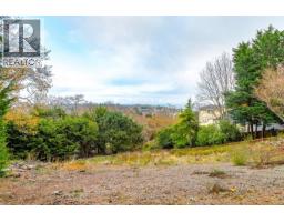 Lot A 24 Sylvan Lane, Oak Bay, BC V8S2K8 Photo 4
