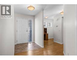 Dining room - 1188 Houghton Road Unit 104, Kelowna, BC V1X2C9 Photo 5