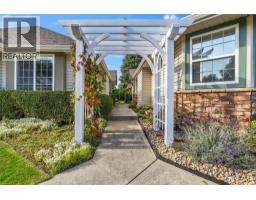 Laundry room - 1188 Houghton Road Unit 104, Kelowna, BC V1X2C9 Photo 3