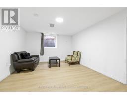 Laundry room - 19 Winthrop Place, Hamilton, ON L8G3M3 Photo 4