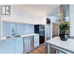 507 38 Dan Leckie Way, Image 2