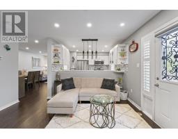 Kitchen - 917 Burrows Gate, Milton, ON L9T0K7 Photo 3