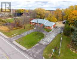 Office - 795835 Grey 19 Road, Collingwood, ON L9Y3Y9 Photo 2