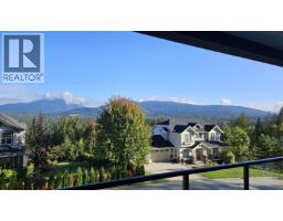 25580 Godwin Drive, Maple Ridge, BC V2W1G9 Photo 2
