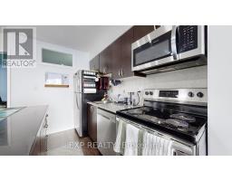 607 801 Sheppard Avenue W, Image 3