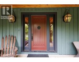 Recreation room - 8429 Poplar Sideroad, Clearview, ON L9Y3Y9 Photo 4