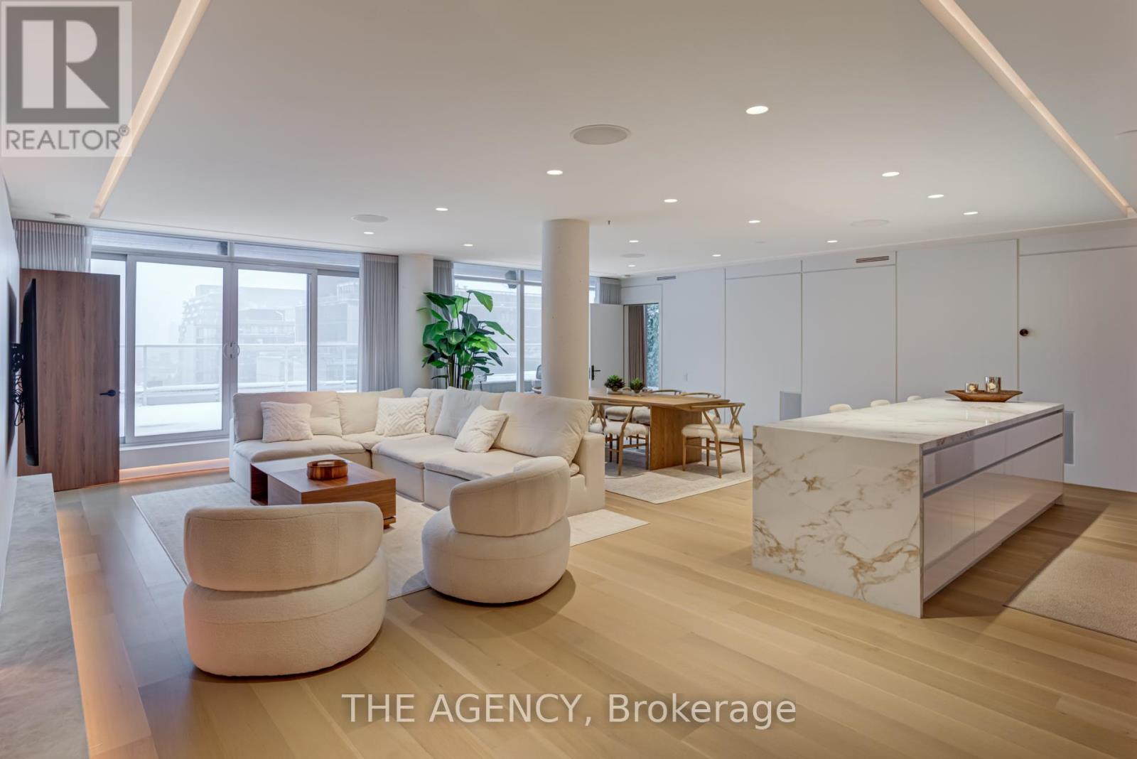 Ph 1105 75 Portland Street