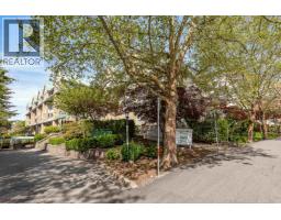 310 11609 227 Street, Maple Ridge, BC V2X2L9 Photo 2