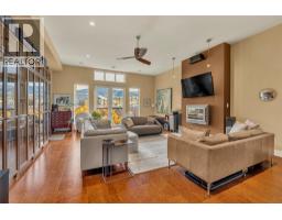 3pc Bathroom - 255 Main Street Unit 301, Penticton, BC V2A5B1 Photo 2