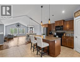 Bedroom - 2866 Auburn Road, West Kelowna, BC V4T3B2 Photo 3