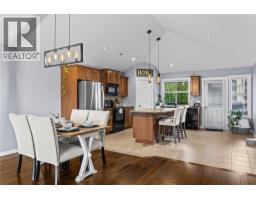 Living room - 2866 Auburn Road, West Kelowna, BC V4T3B2 Photo 4