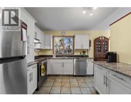 Family room - 2164 Tomat Avenue, West Kelowna, BC V1Z3C5 Photo 5