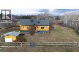 Bedroom - 21317 669 Highway, Rural Greenview No 16 Md Of, AB T0H3N0 Photo 3